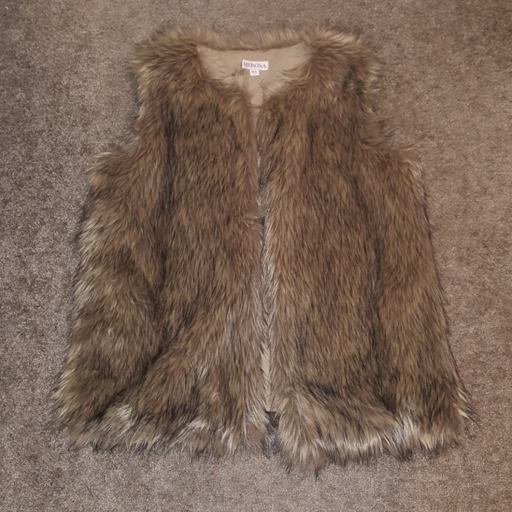 Fur vest